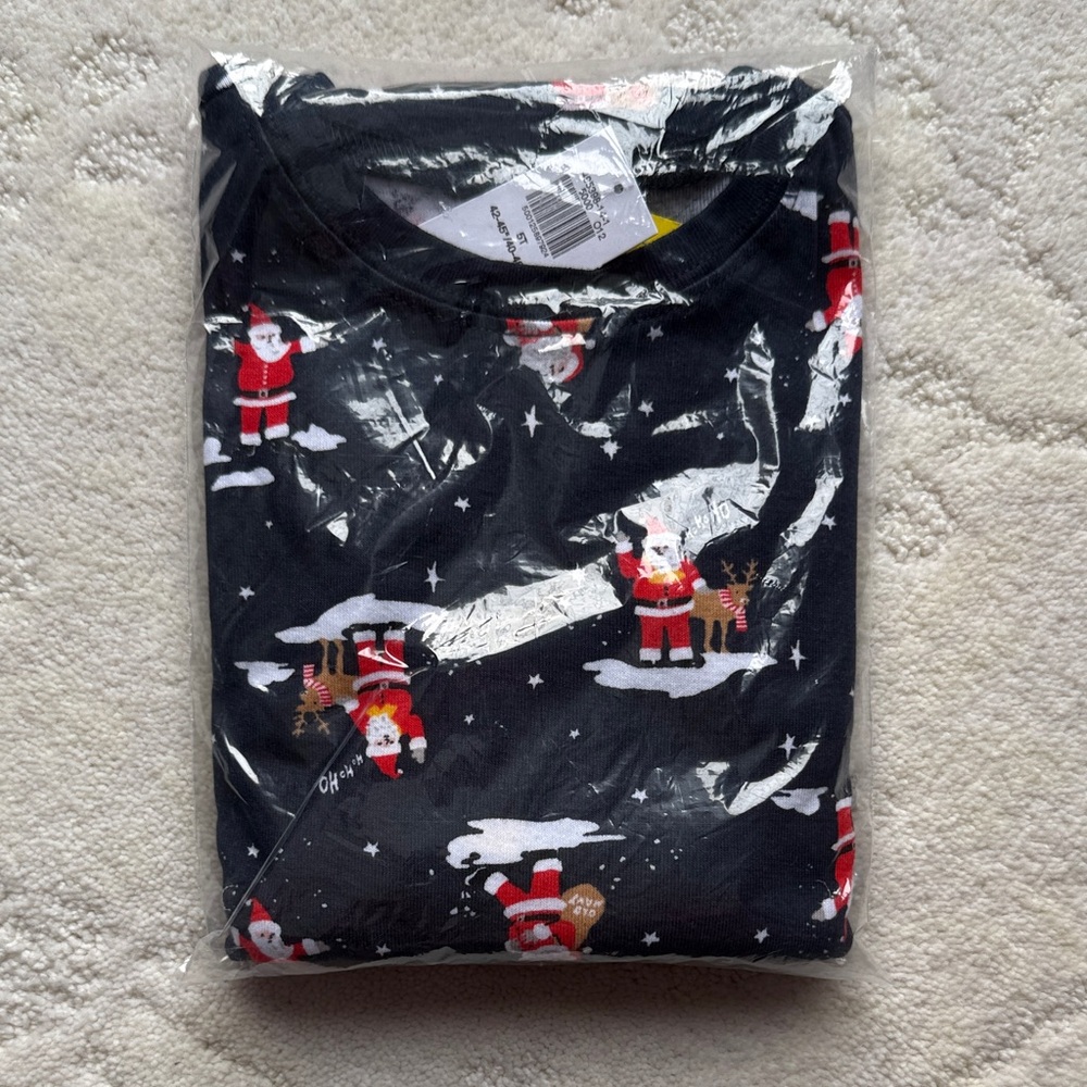 5T Festive Santa Print Navy Blue PJ Long Sleeve, Long Pant Set, NWT